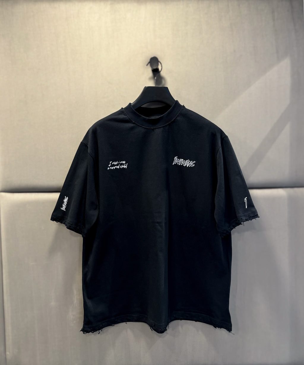 Influential character distressed tee (Black edition)